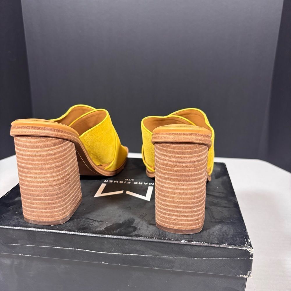 Marc Fisher Barli Sandal Yellow/Gold Size 9.5 NEW in box - Picture 8 of 12